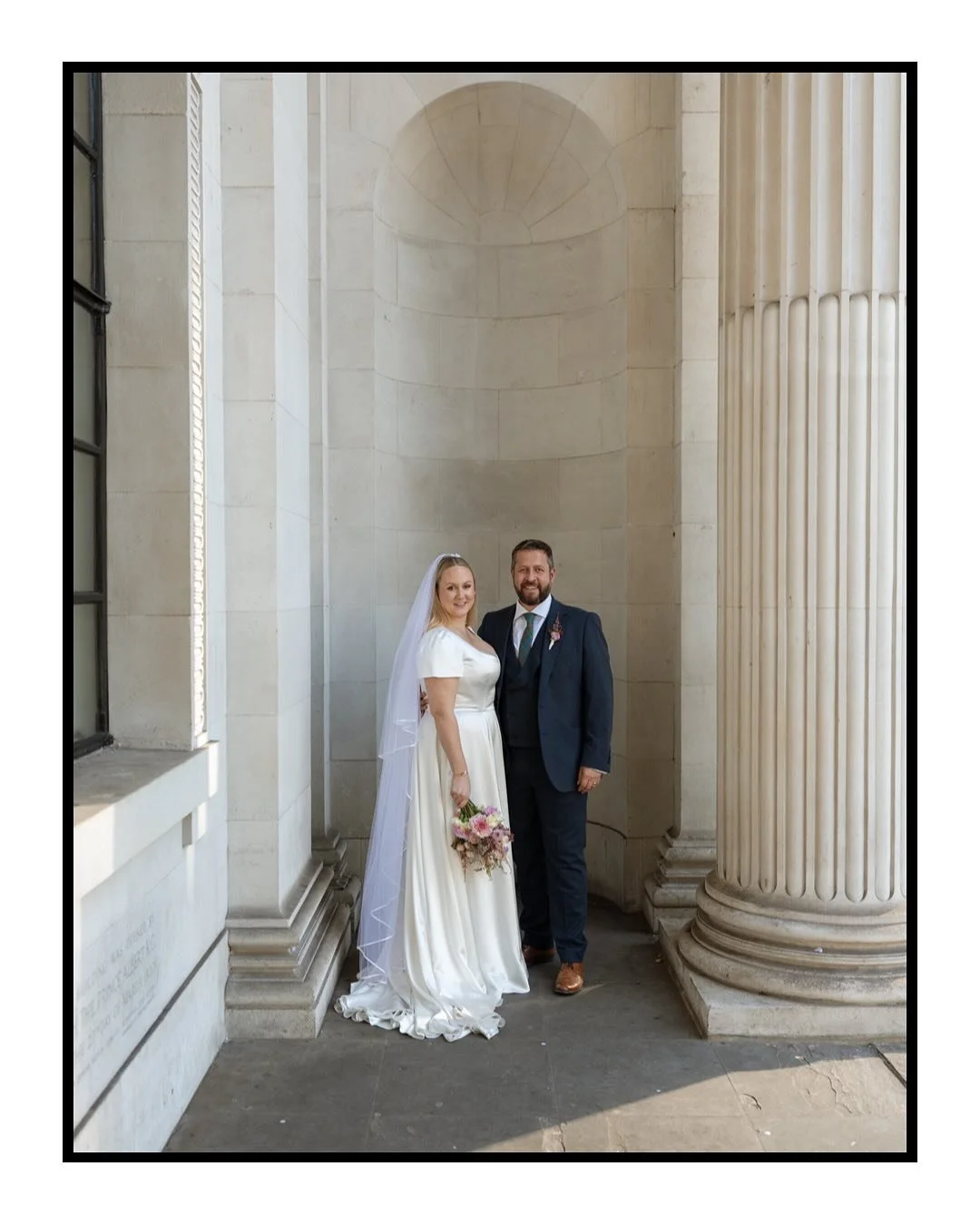 All round iconicness from the weekend with Anna &amp; Andy ✨

@adaytorememberlondon 
@andrea_hawkes_bridal 

#londonwedding #townhallwedding #marylebonewedding #marylebonetownhallwedding #londonwedddingphotographer #londonweddingphotography