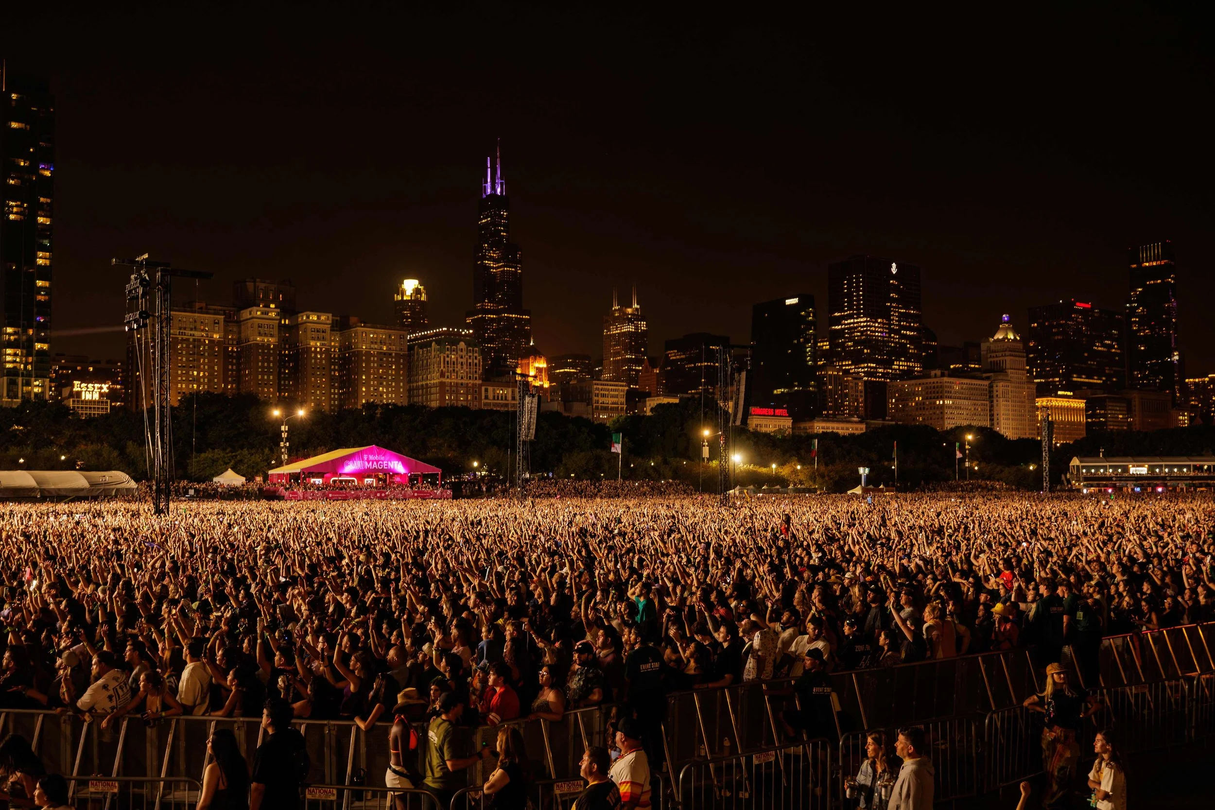AtmospherebySheaFlynnforLollapalooza2025_SCF_9493.jpg