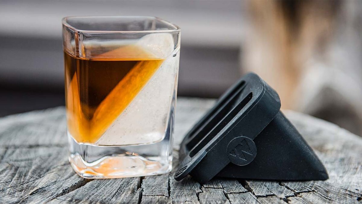 Corkcicle Whiskey Wedge — bbQ & MORE