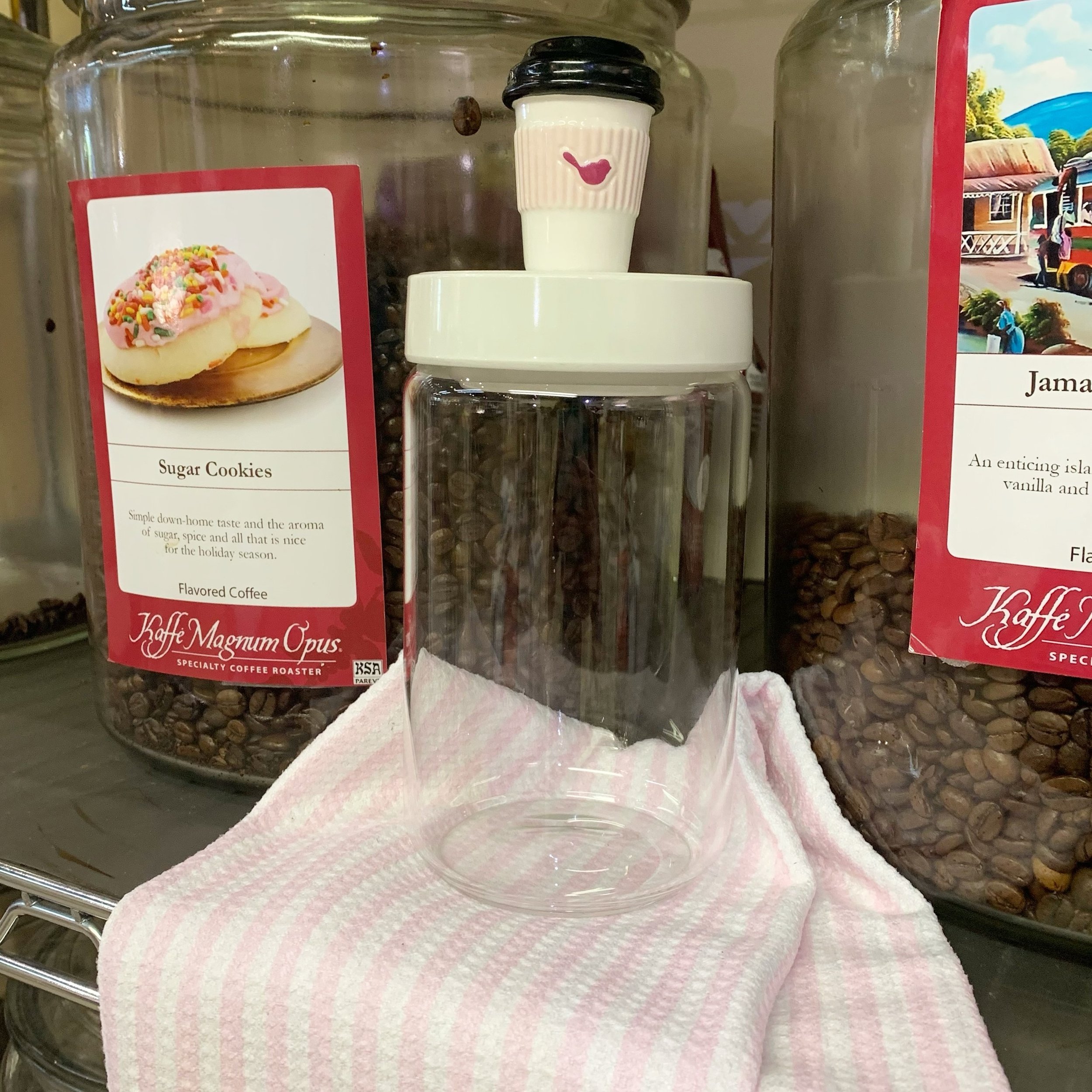 A Nora Fleming canister filled with coffee?! Yes, please! 
What a useful teacher gift! ☕️🍎

Give the best gift, host the best gathering, have the most fun.
🏬Shop in Store: 321 Broadway, Paducah, KY
📞Call to order: 270.534.5951
📲Text a personal sh