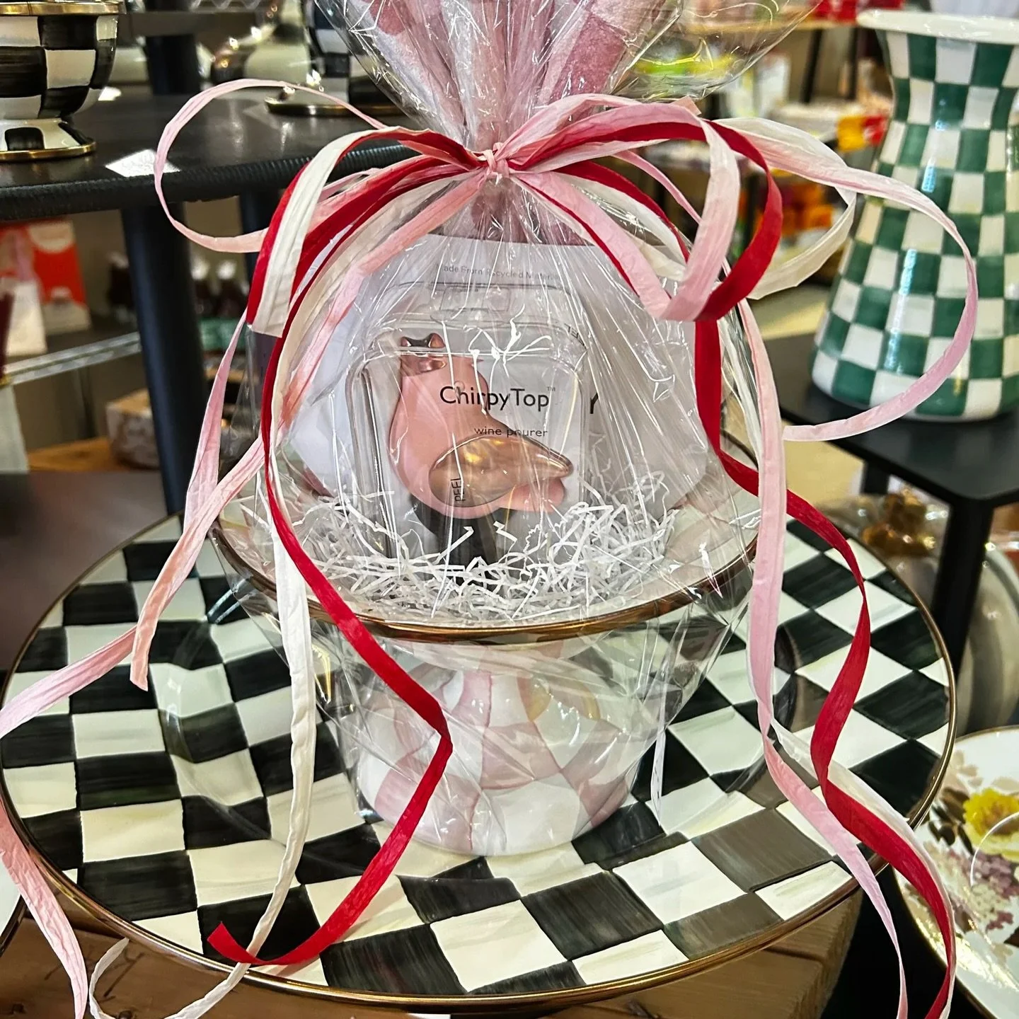 This beautiful bundle includes the Rosy Check Mackenzie Child&rsquo;s Small Compote dish with a rose gold Chirpy Top and a stunning Geometry Towel! True love!

Give the best gift, host the best gathering, have the most fun. 🏬Shop in Store: 321 Broad