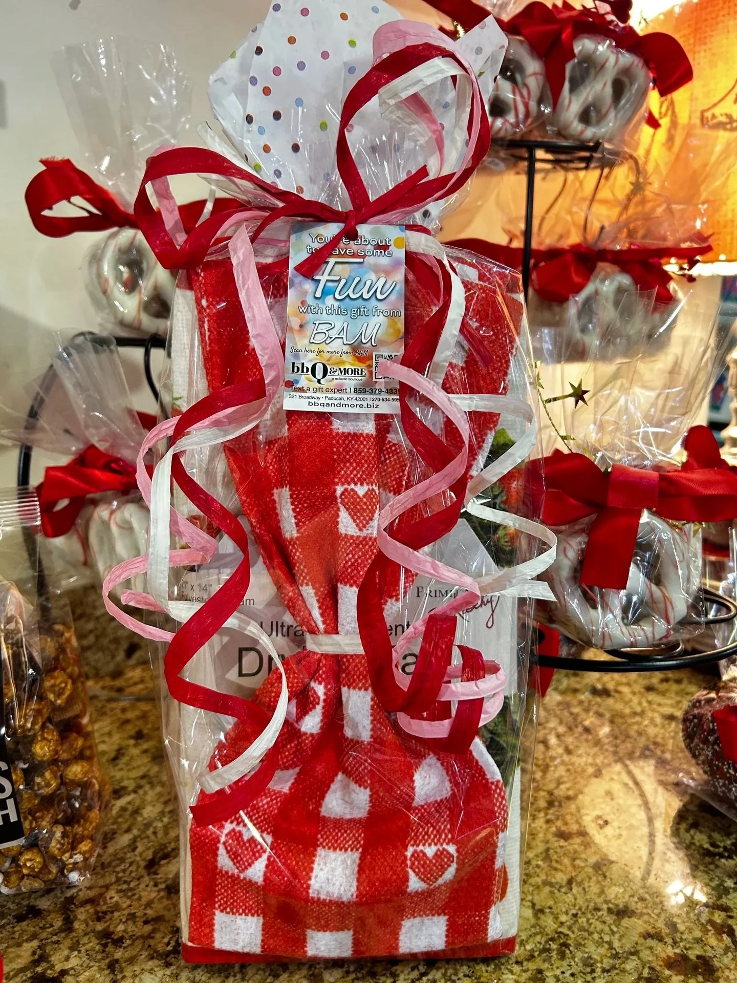 STRAWBERRY FIELDS BUNDLE
$31.00

 Our iconic Geometry Towel with red and white gingham and hearts paired with a strawberry patterned Drying Mat! 

Give the best gift, host the best gathering, have the most fun. 🏬Shop in Store: 321 Broadway, Paducah,