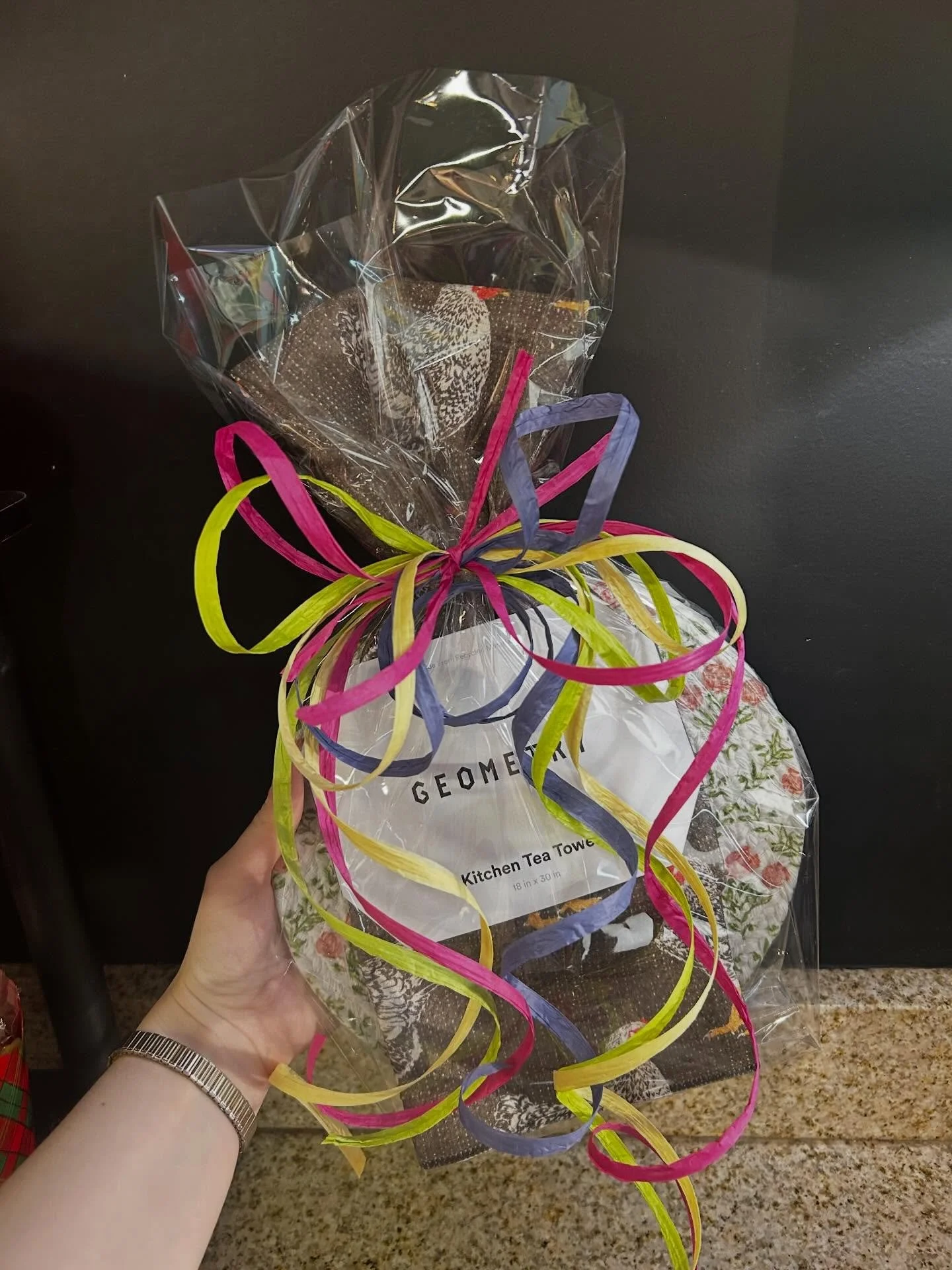 Spring is calling&hellip; and so are the roosters 🐓🌷

Our special bundle includes:
✨ 2 super cute spring trivets
✨ 1 geometry towel for all the rooster lovers

All for just $21 💛

Perfect for brightening up your kitchen or gifting to your favorite