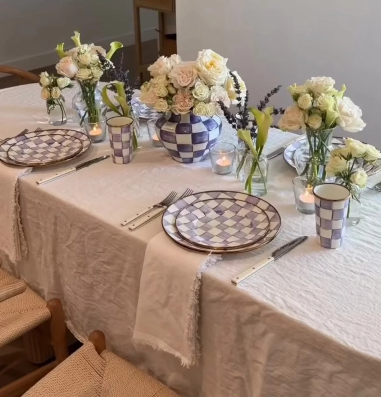 The prettiest brunch setup we&rsquo;ve seen. 💟💟💟

Give the best gift, host the best gathering, have the most fun. 🏬Shop in Store: 321 Broadway, Paducah, KY 📞Call to order: 270.534.5951 📲Text a personal shopper: 859.379.4339 📧E-mail ordering: i