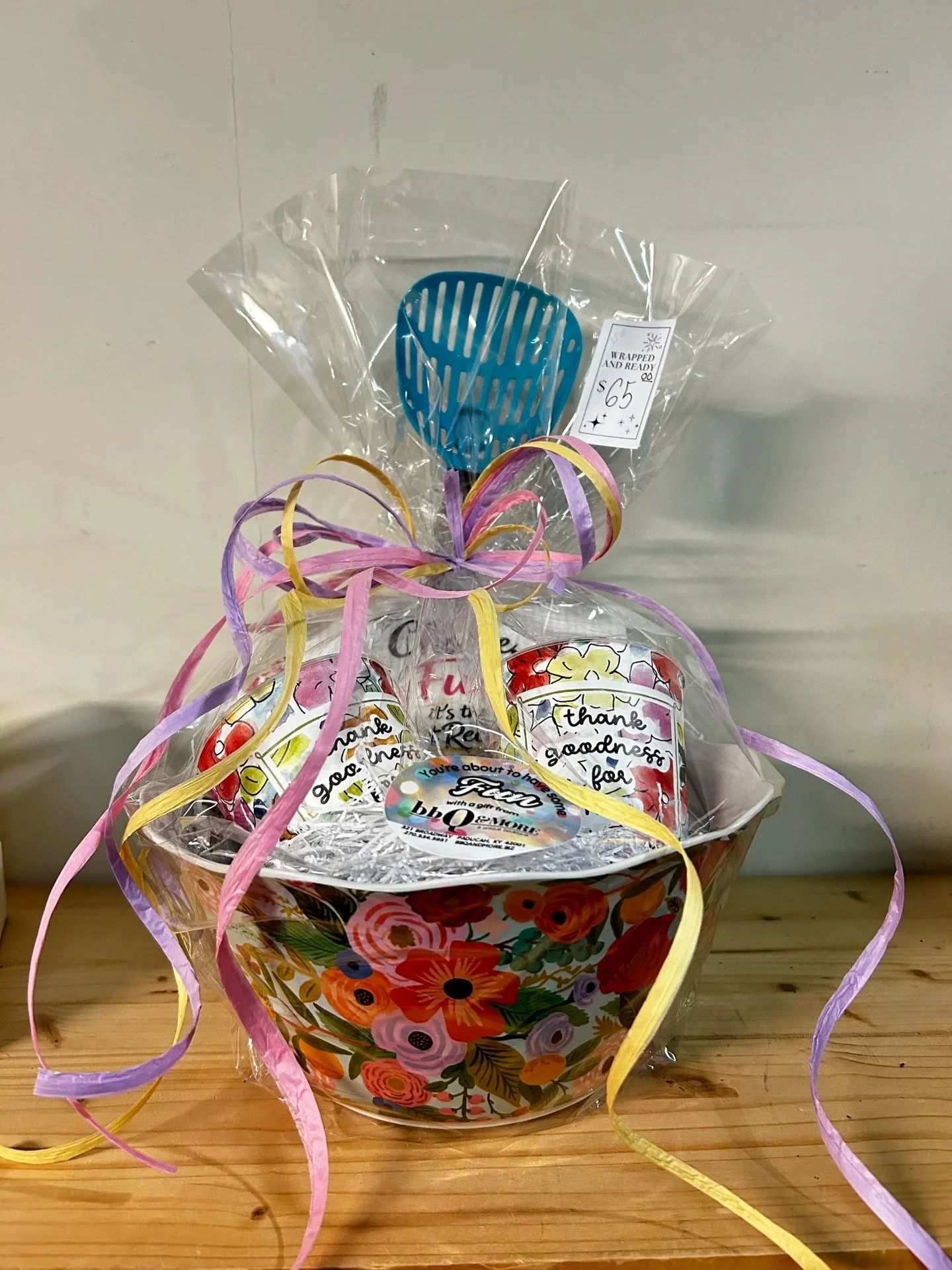 MOTHER&rsquo;S DAY PICNIC is a thoughtfully curated bundle that brings the &ldquo;wow&rdquo;! 
$65.00

The cutest floral melamine bowl &mdash; perfect for storing fruit, tablescaping, or taking outside for a get together.

Two matching reusable cups 