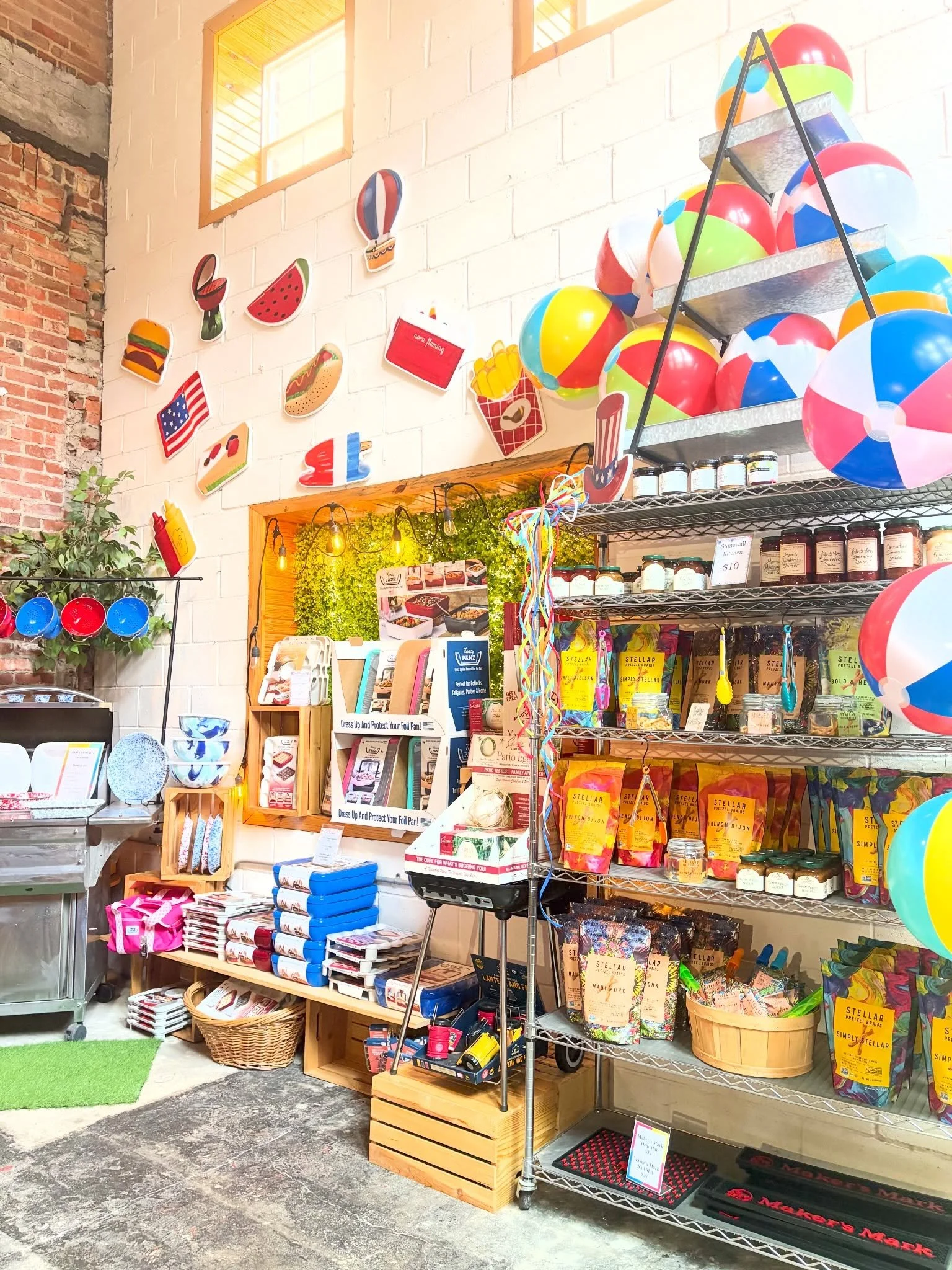 Get ready for summer with BAM! We are fully stocked on summer FUN! 

🏬Shop in Store: 321 Broadway, Paducah, KY 📞Call to order: 270.534.5951 📲Text a personal shopper: 859.379.4339 📧E-mail ordering: info@bbqandmore.biz 🔗bbqandmore.biz  #shoplocal 