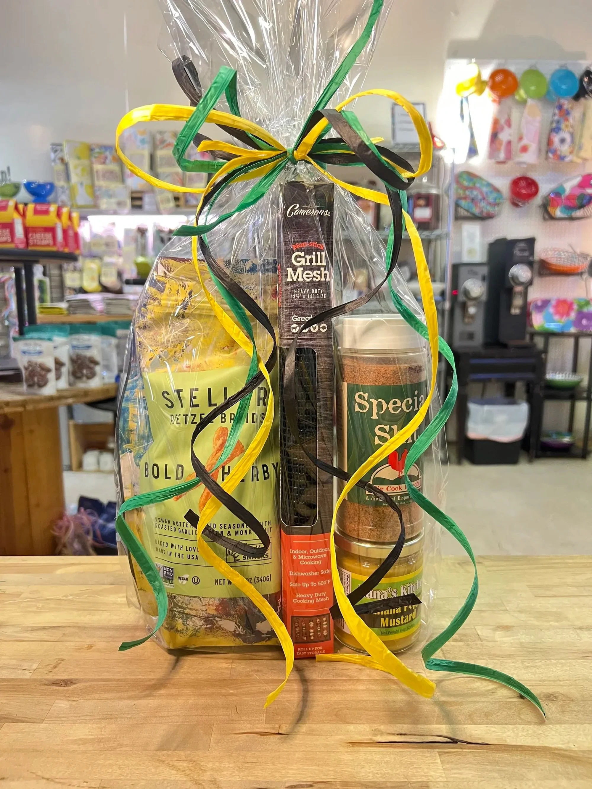 BACKYARD BITES KIT
$49.00

 Bold flavor and easy grilling all wrapped into one fun gift.

Includes:
&bull; Stellar Pretzels &ndash; Bold &amp; Herby flavor
&bull; Flat Grilling Mesh Basket
&bull; The Special Sh*t Seasoning - All Purpose
&bull; Nana&r