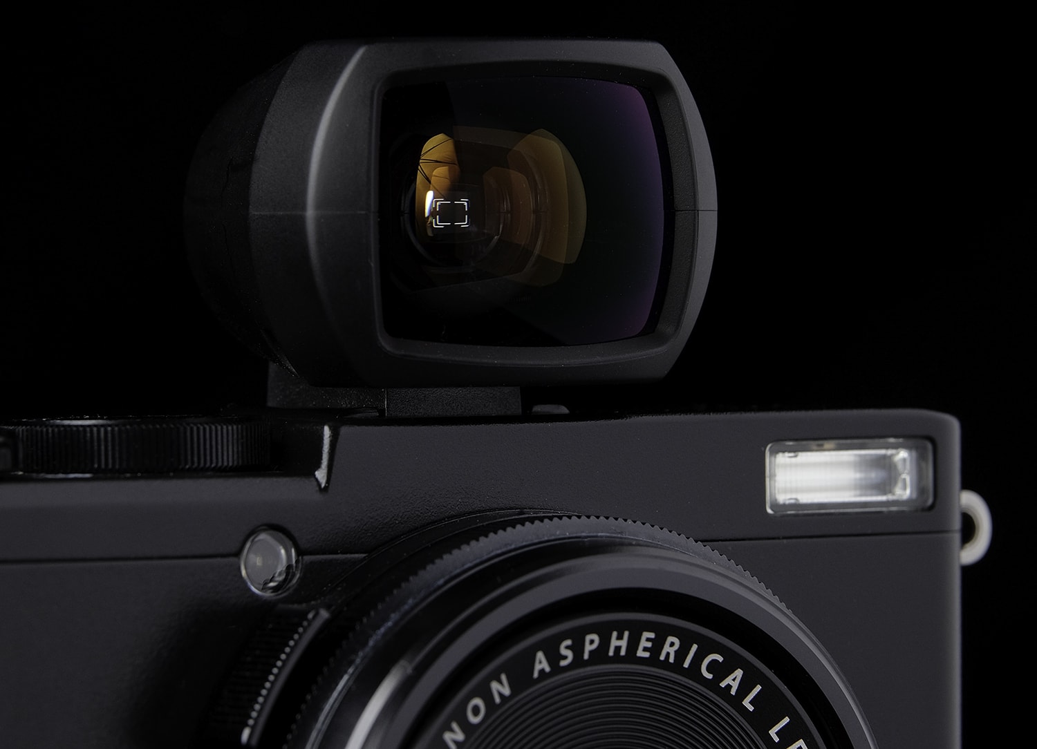 Fujifilm X70 Review — Fuji vs. Fuji Fujifilm X70 Review — Fuji vs. Fuji