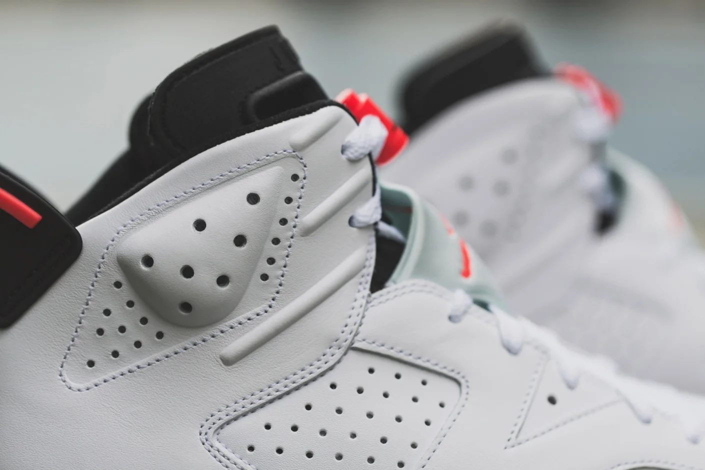 air-jordan-6-infrared-retro-7.jpg