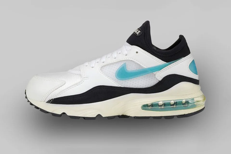 AIR MAX 93 (1993) The concept of “max Air” reached a new well, maximum. Breakthroughs in blow-molding technology afforded room for 270 degrees of Air.
