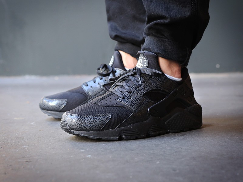 Nike Air Hurache