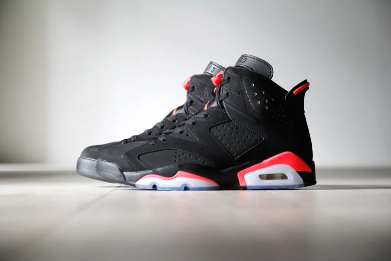 Air Jordan 6 Retro "Infrared"