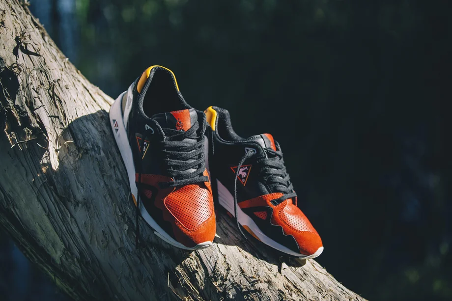 HAL x le Coq Sportif R1000 "Black Swan"