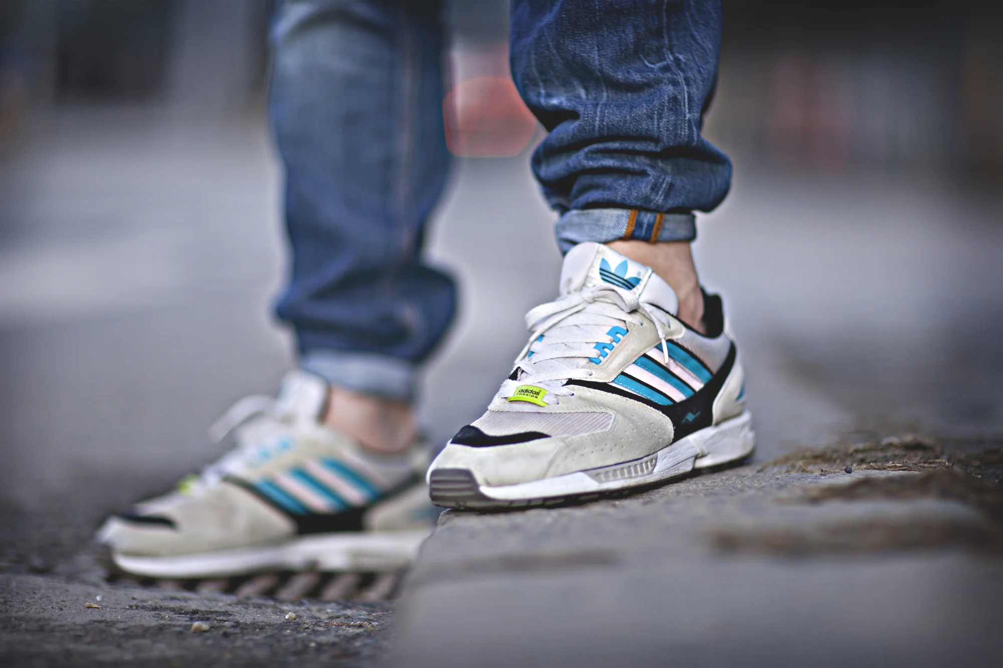 Adidas ZX 8000 на ноге