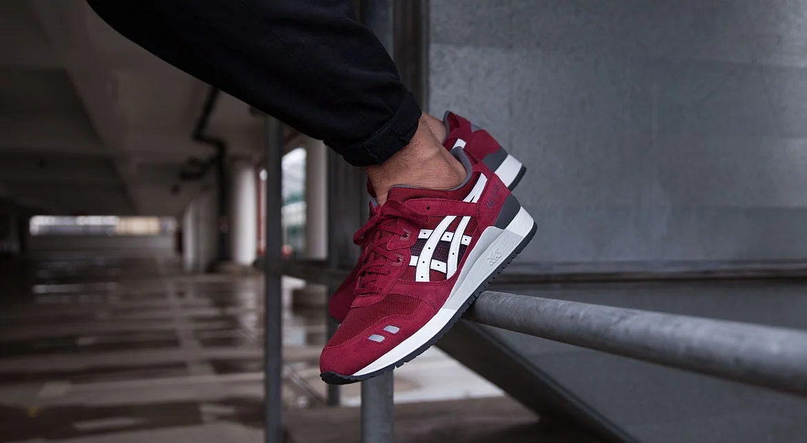 asics granates
