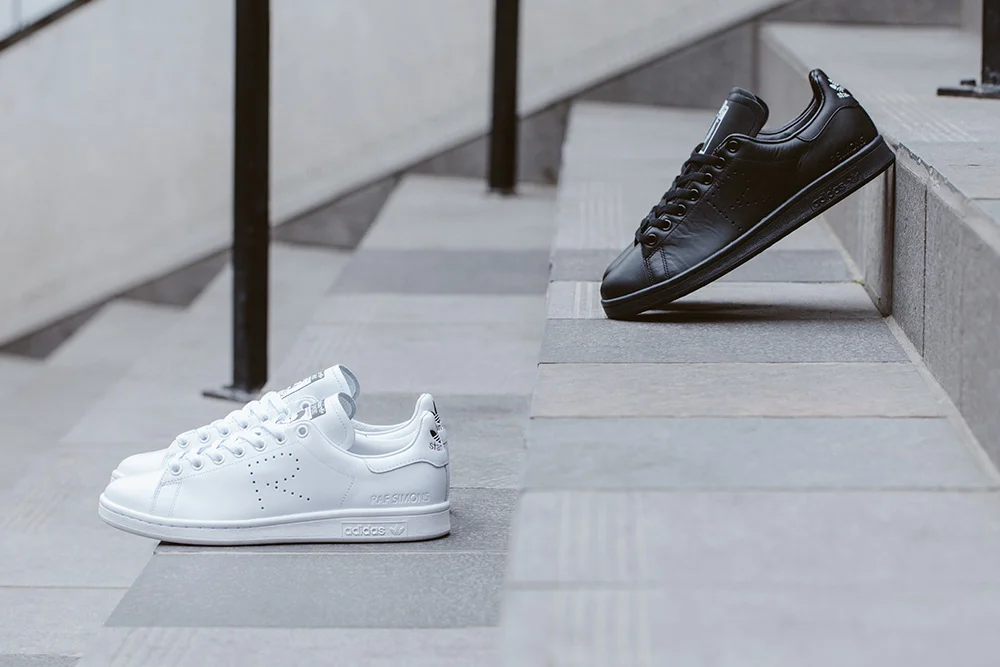 stan smith black on feet