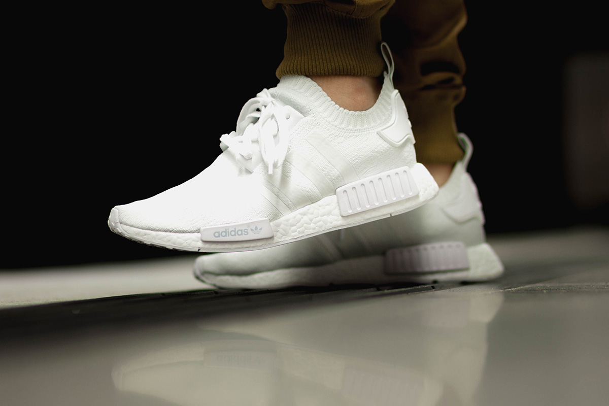 adidas nmd r1 white vintage