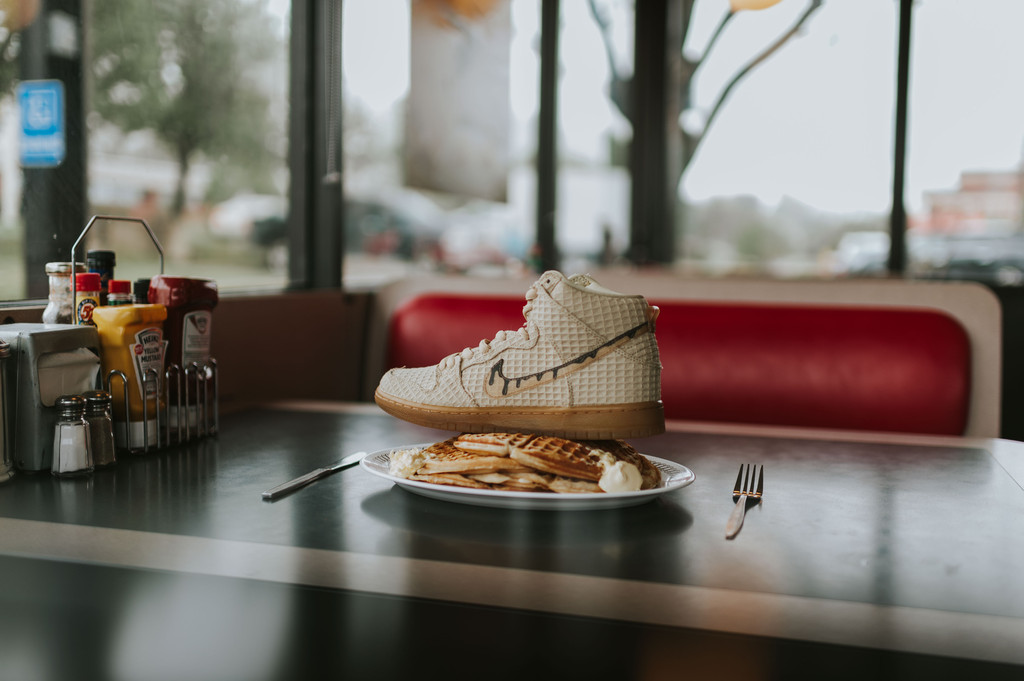 nike sb dunk chicken and waffles