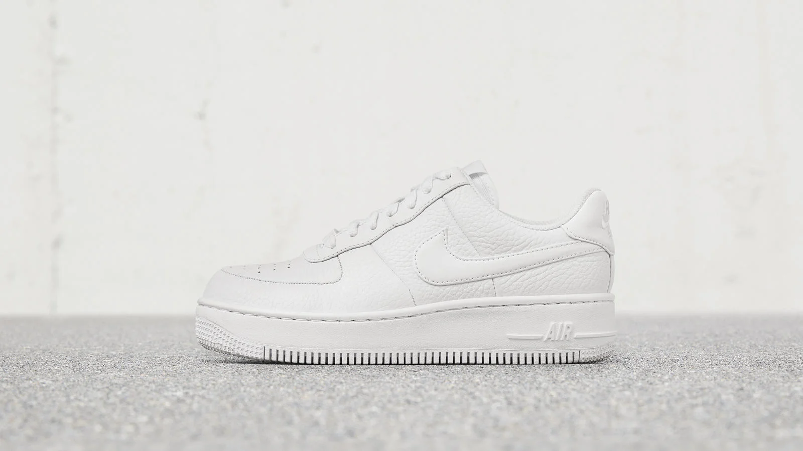 Nike Air Force 1 Upstep Premium Low \