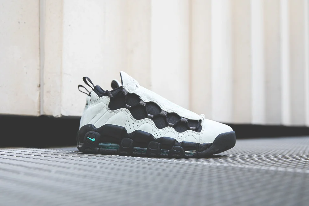 Nike-Air-More-Money-Tempo-2.jpg