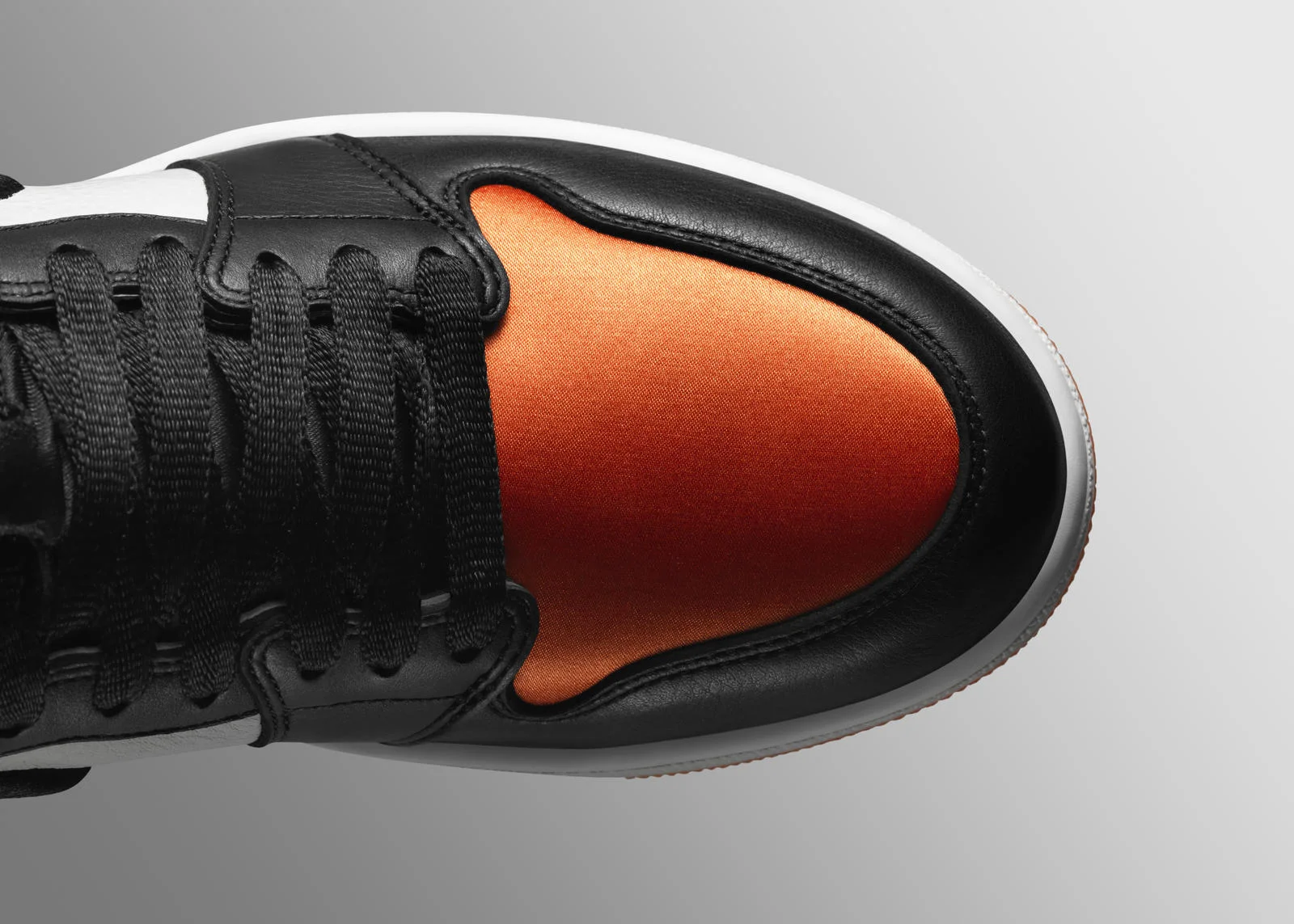SU18_JD_JSW_WOMENS_AJI_ShattteredBackboard_DETAILS_003_rectangle_1600.jpg
