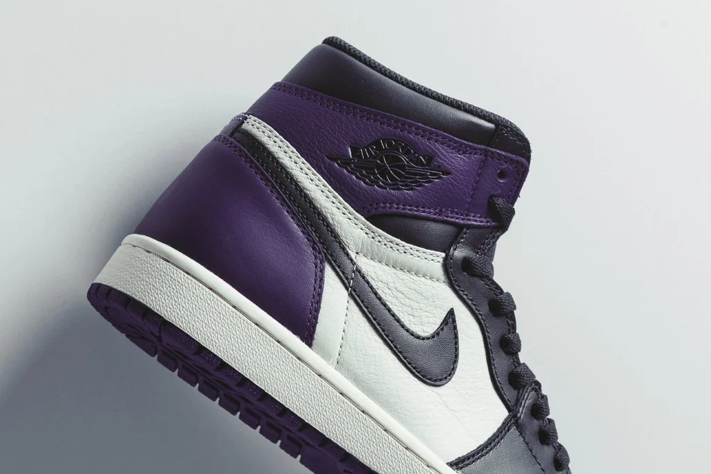 Air_Jordan_1_Retro_High_OG_-_Court_Purple-Black-Sail_-_555088-501_-_Feature_-_2_1024x1024.jpg