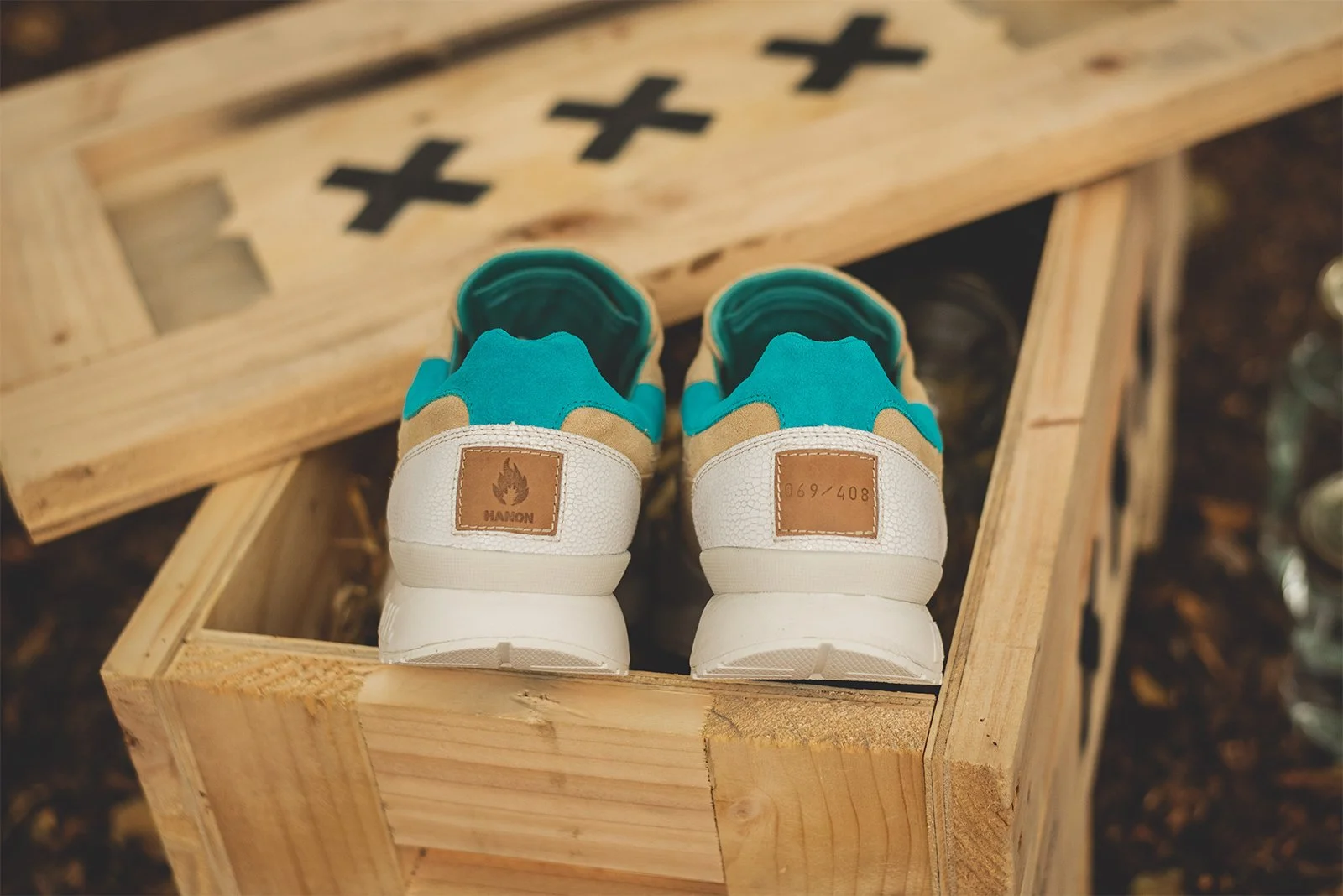KangaROOS_CoilR1_x_HANON_Moonshine_PressImages-4.jpg
