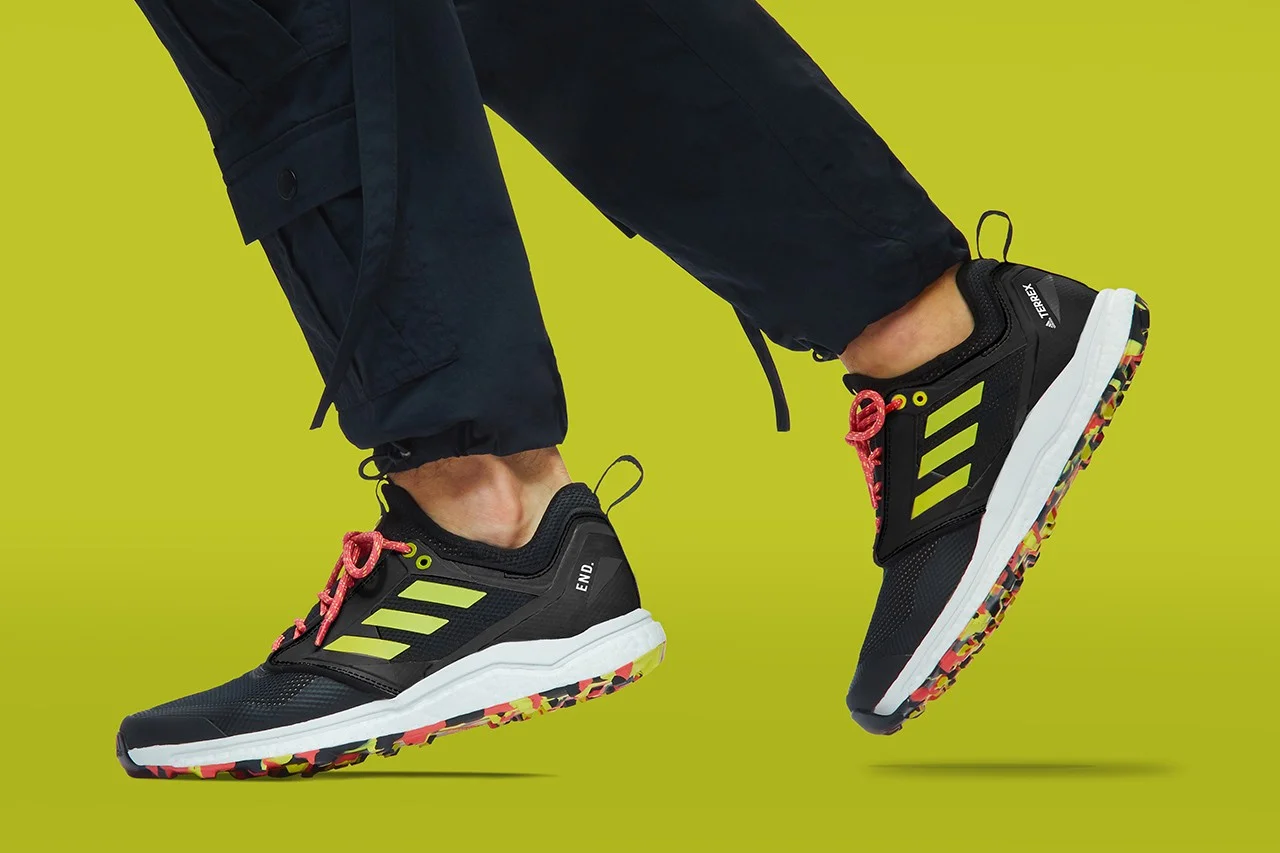 https___hypebeast.com_image_2019_03_end-adidas-consortium-terrex-agravic-xt-thermochromic-6.jpg