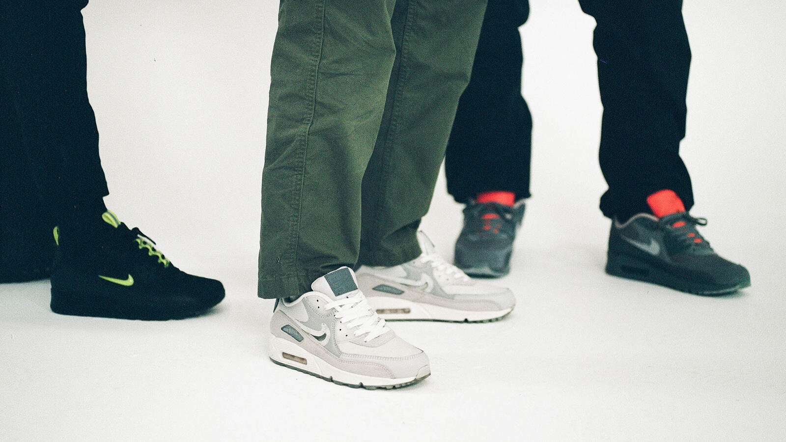 nike-bsmnt-air-max-90-2_hd_1600.jpg