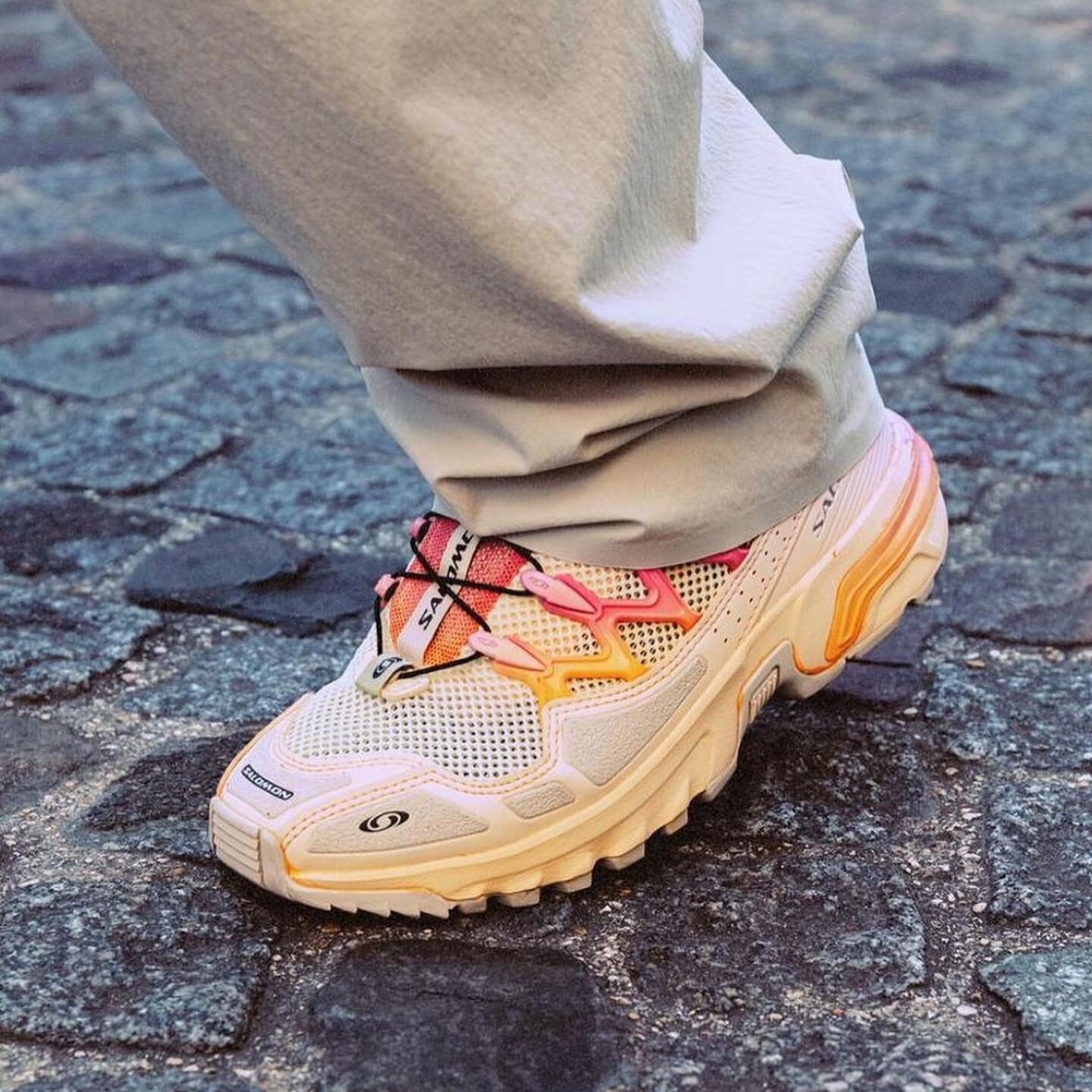 LORENZ.OG x Salomon ACS+ OG is Out now exclusively at their pop-up store in Paris! #lorenz #salomon #salomonacs #oslosneakerfest