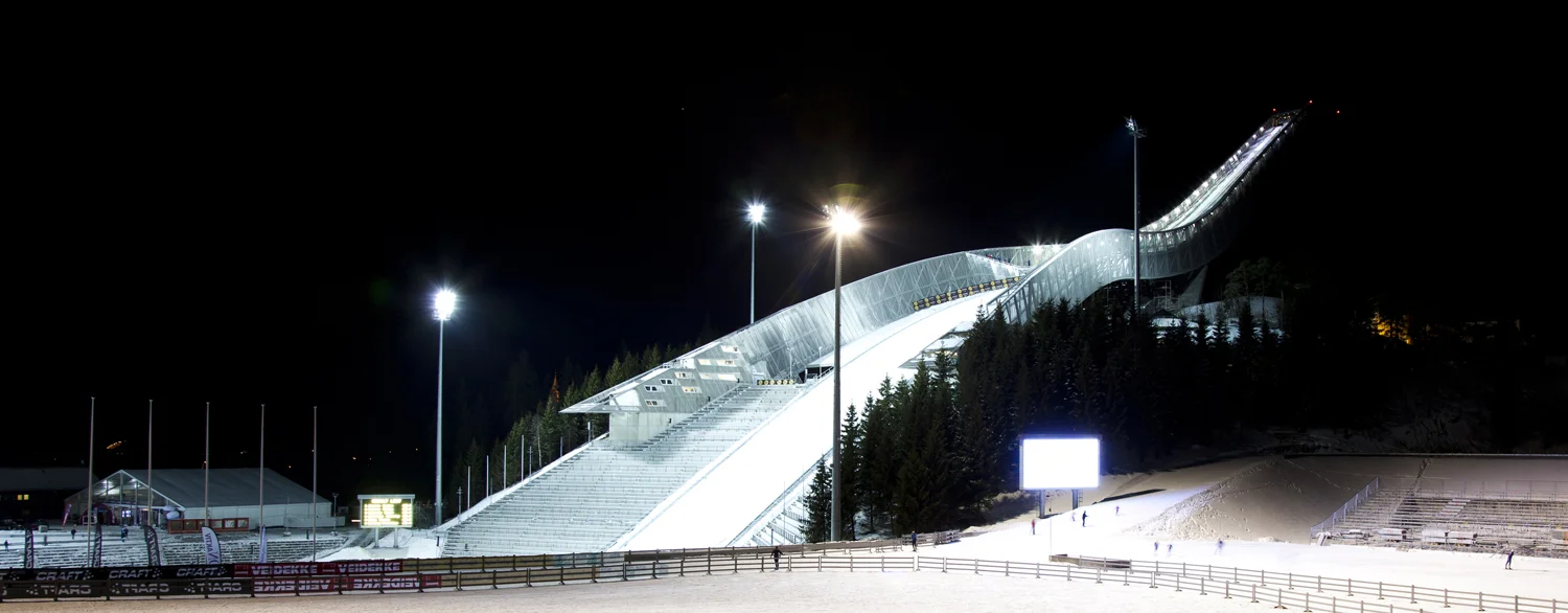 Holmenkollen-206.jpg
