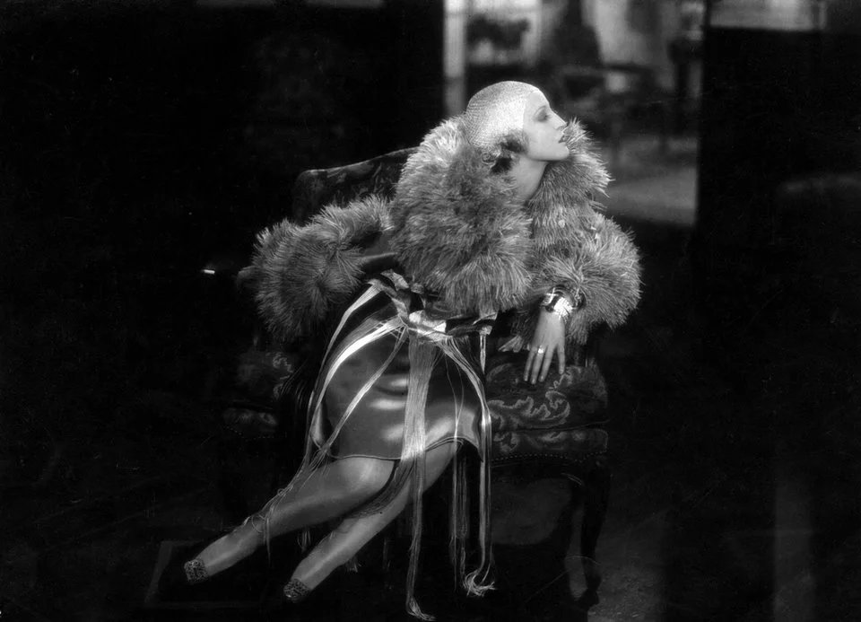 Stumfilmkonserten: L'argent