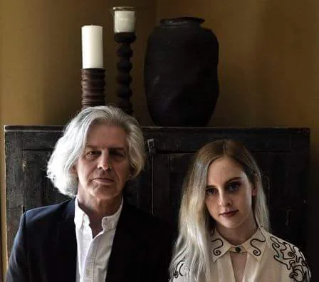 Bob & Una Walkenhorst // John Dee