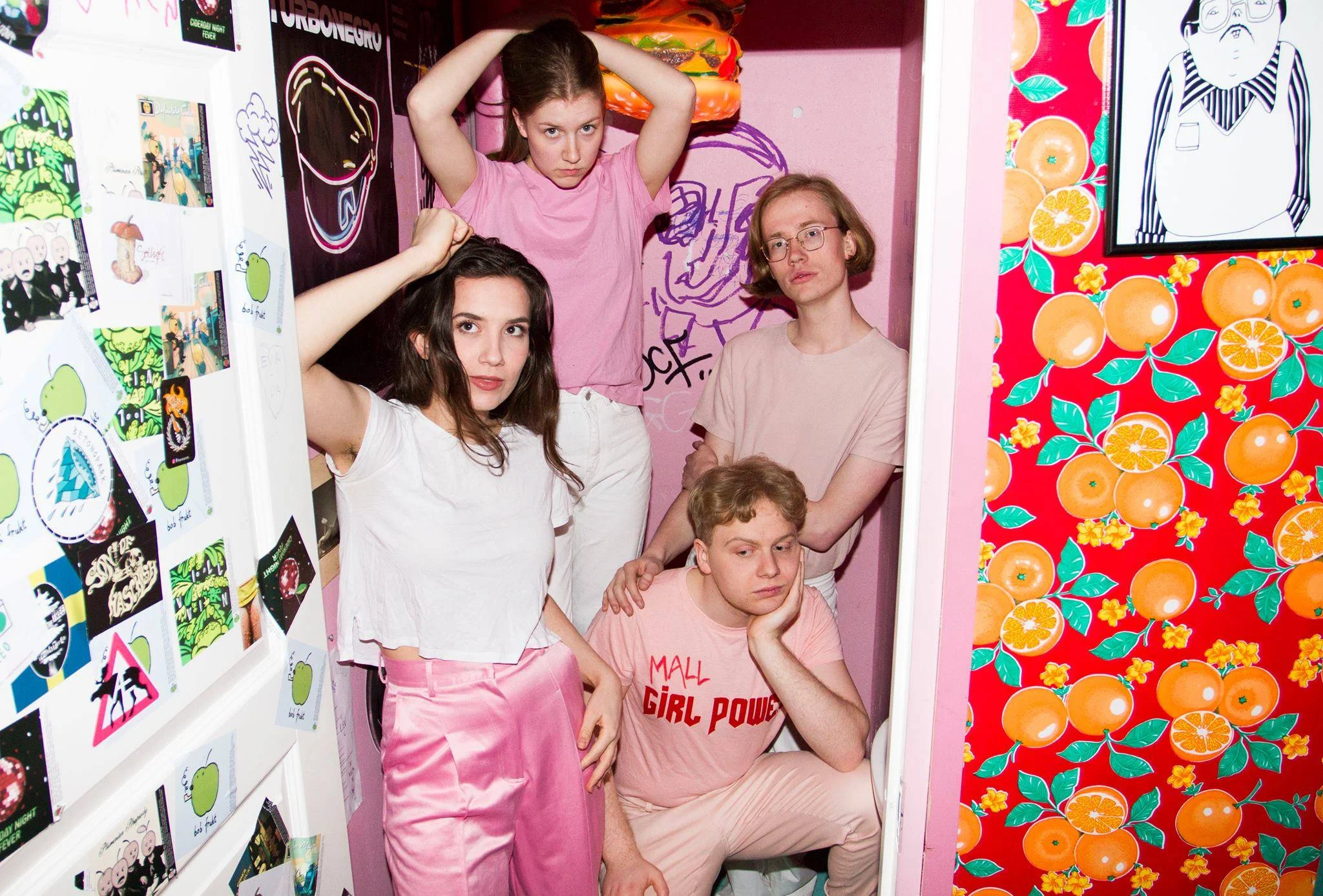 Ladyfest 2019: Mall Girl // Dansekollektivet // Karmaklubb