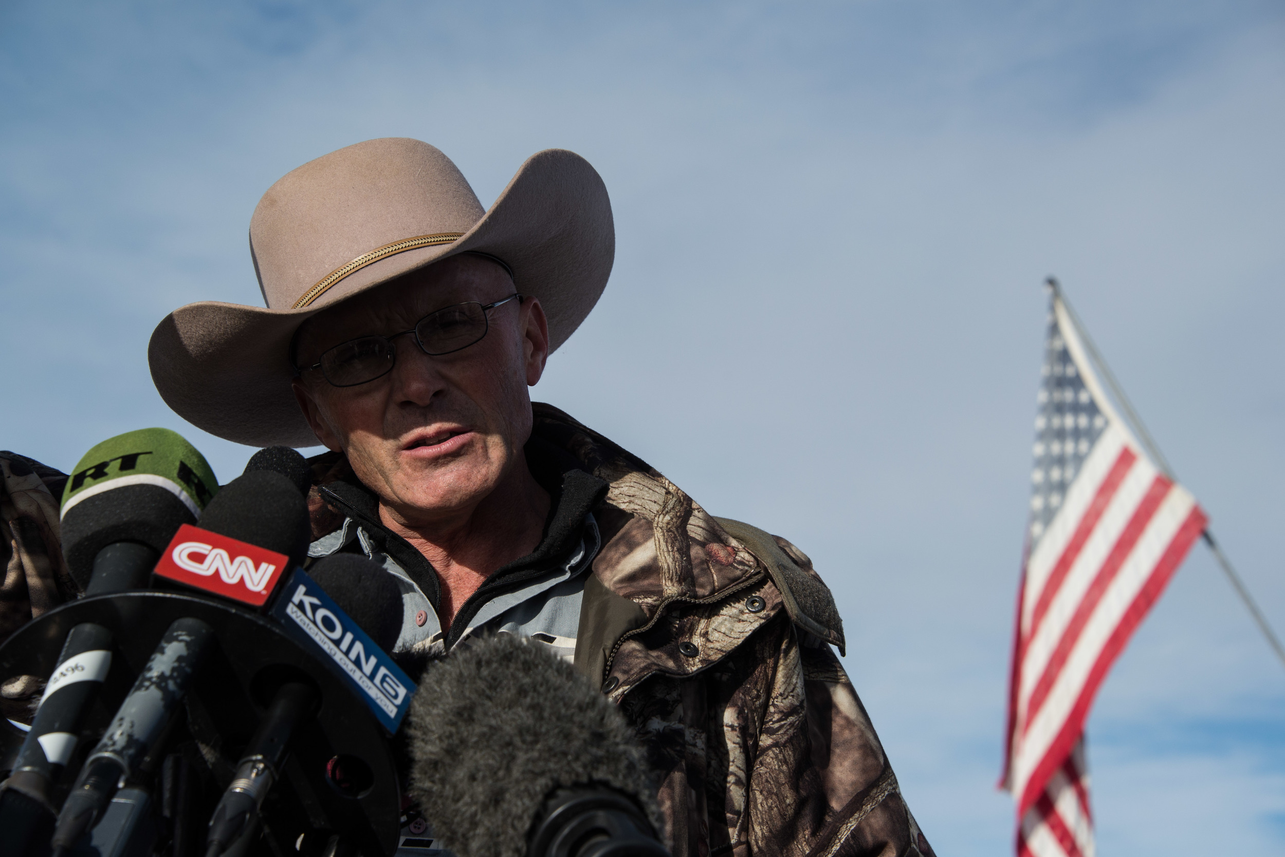 LaVoy Finicum and Ammon Bundy Address Media