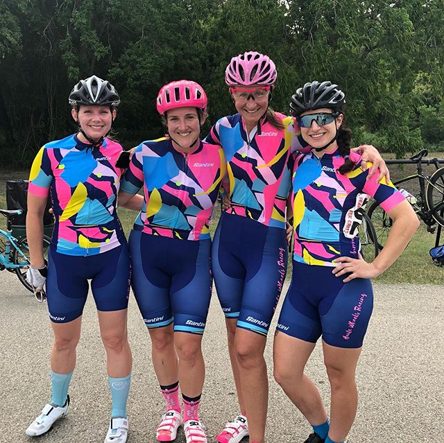 Last night was the final race of @bearcreekcrits which means Memorial Park Crits start next Wednesday. A highlight of Bear Creek was sponsoring first-time women and also seeing our teammate Elena race her very first (and second) crit. π Also, we love our fantastic sponsors @baseperformance @christopherbeancoffee @sheetzioperformance @traughbernutrition and our new kits! #hautewheelsracing #womenscycling #critrace #critlife #racelife #womensempowerment