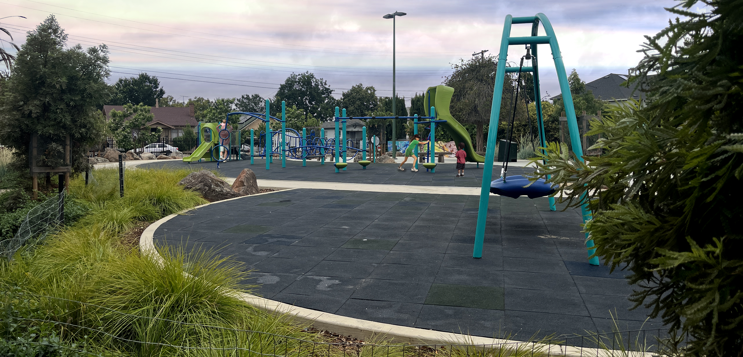 Holly Mini Park, City of Oakland