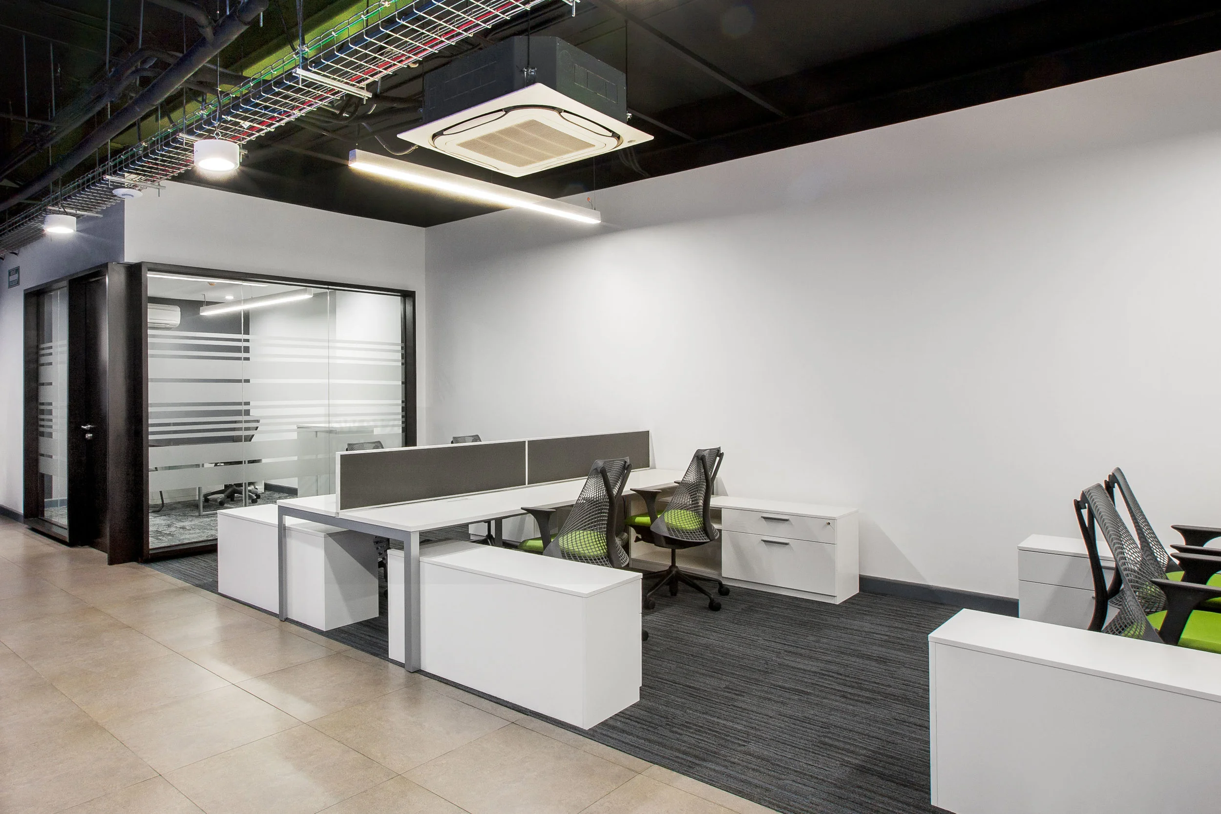 Oficinas Edificio el Centro WEB 11.jpg