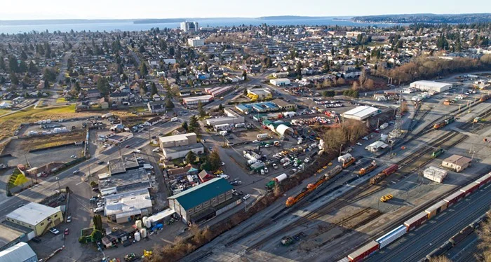 Everett-1.jpg