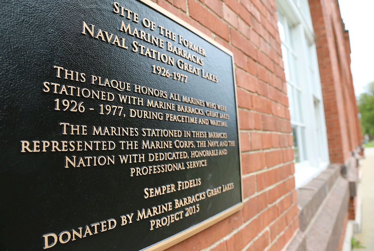 masterwork-plaques-military-insignia-memorials-Marine-Barracks-Great-Lakes.png