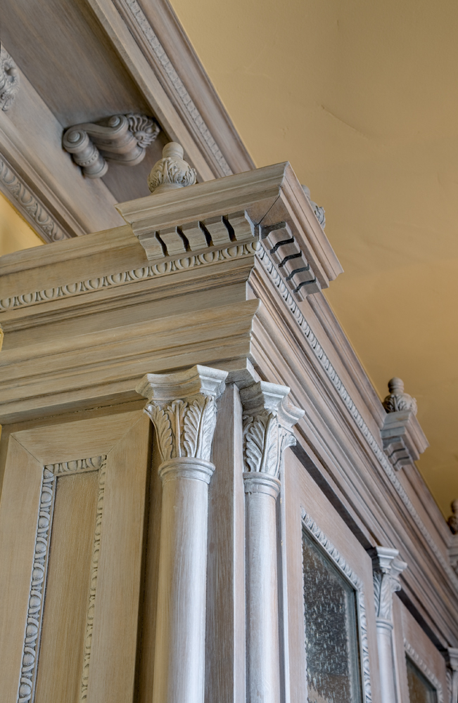  Second floor lounge. Exquisitely detailed cabinetry. 