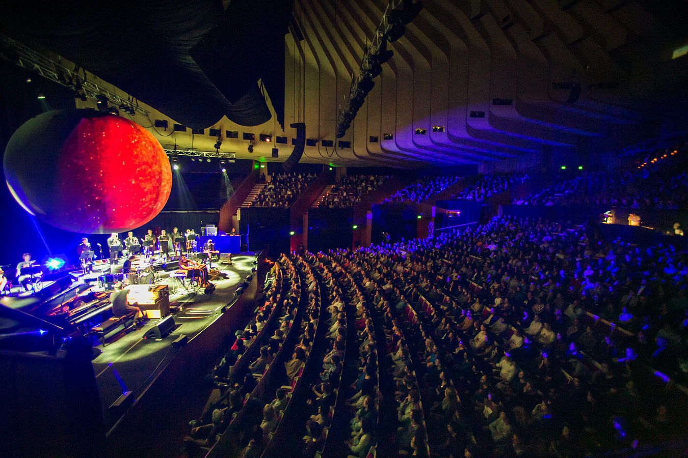 planetarium_sufjan_stevens_bryce_dessner_nico_muhly_at_sydney_opera_house01_website_image_jwce_standard.jpg