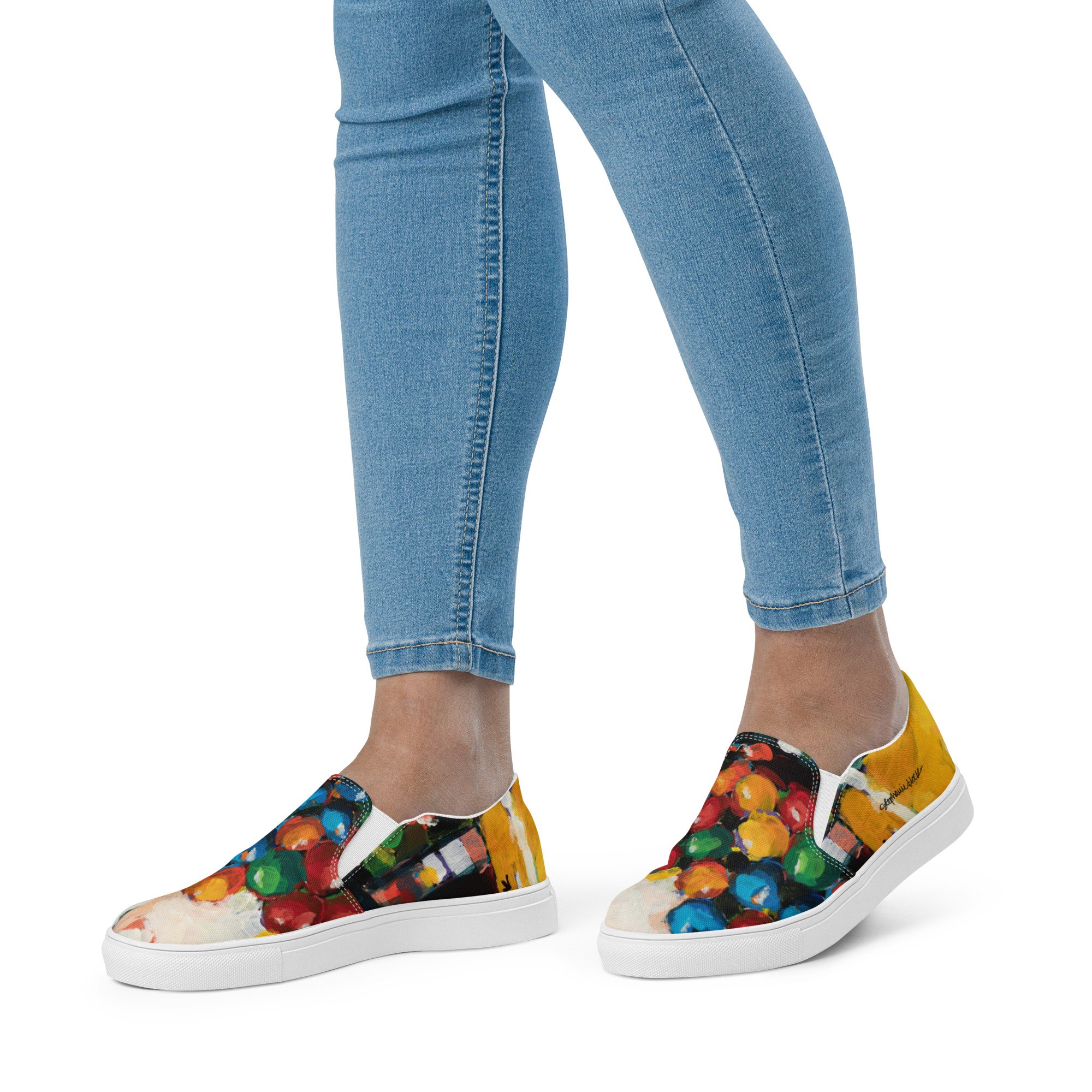 womens-slip-on-canvas-shoes-white-front-6382b99d04108.jpg