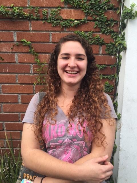 Daniela Beltrán Guerra. 22 años. Estudiante de 9no semestre de UDEM. Diseño Industrial.
