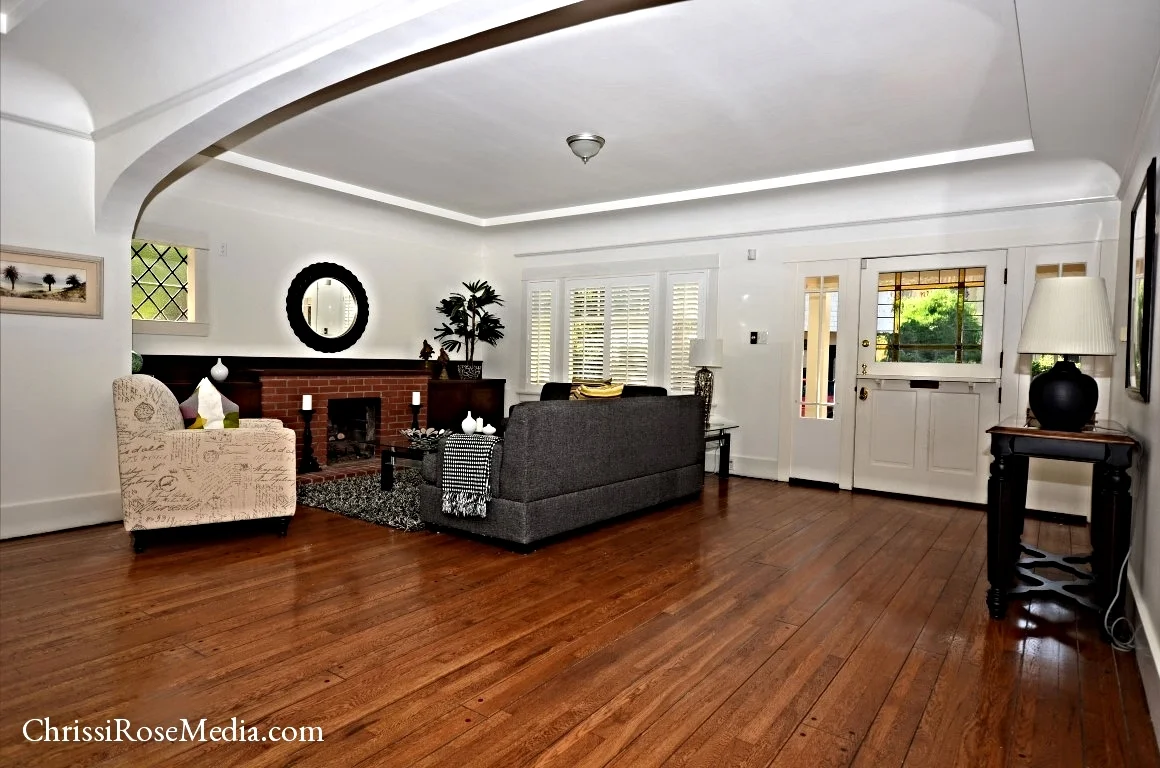 LR_0169 (Medium).jpg