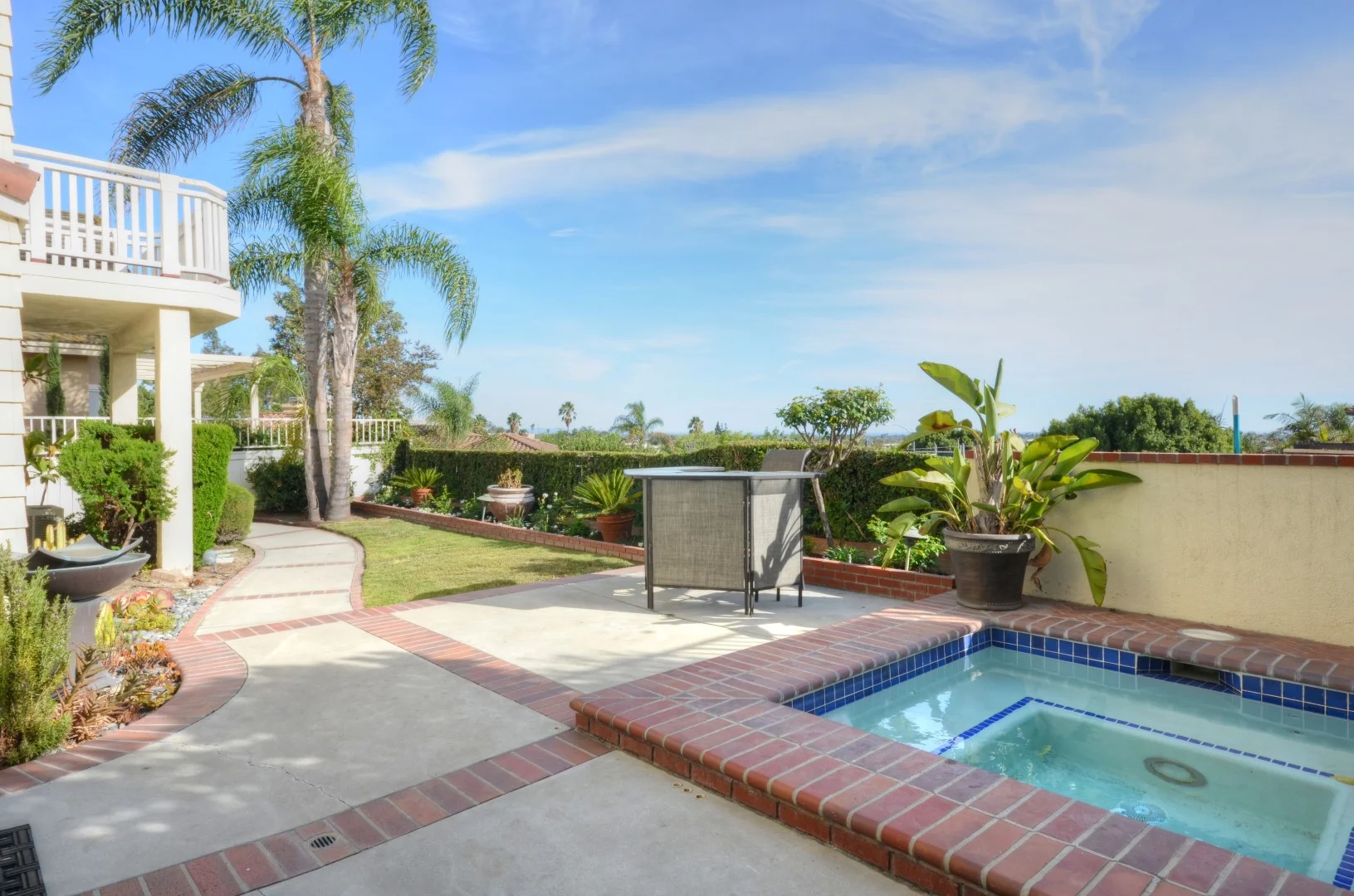 Exterior Backyard_Spa_0361 (Large).jpg