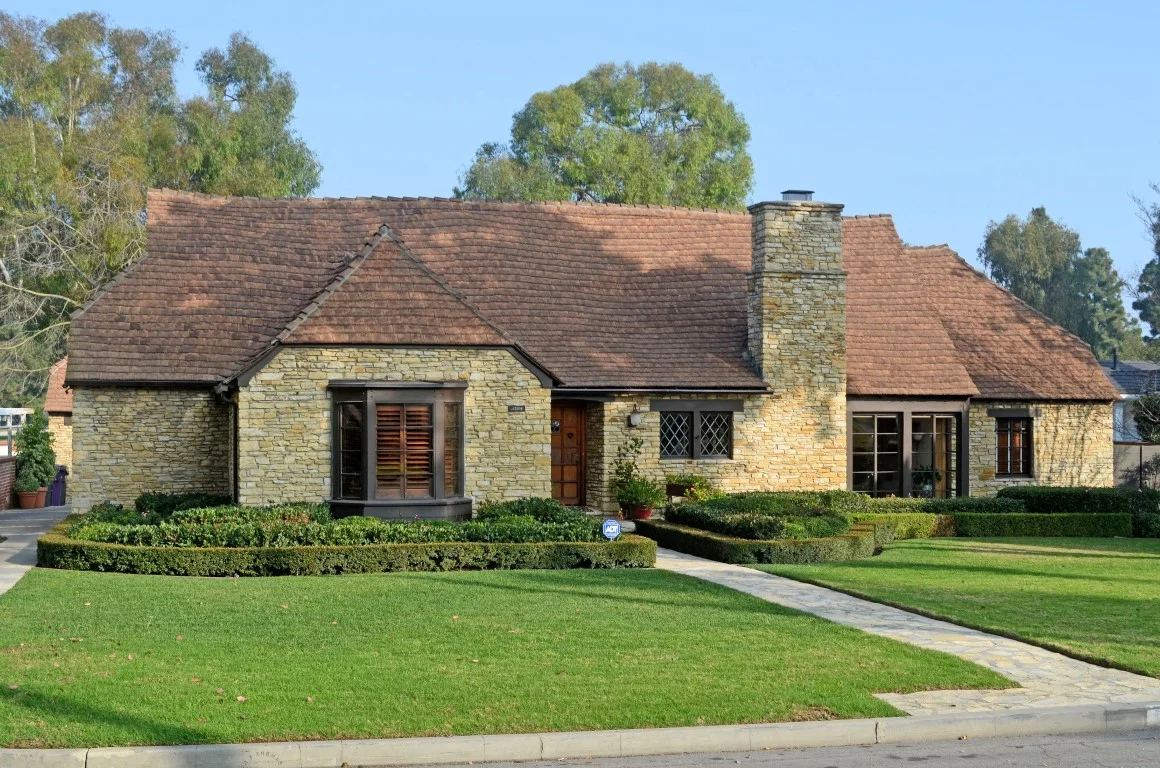 Front House (Medium).jpg