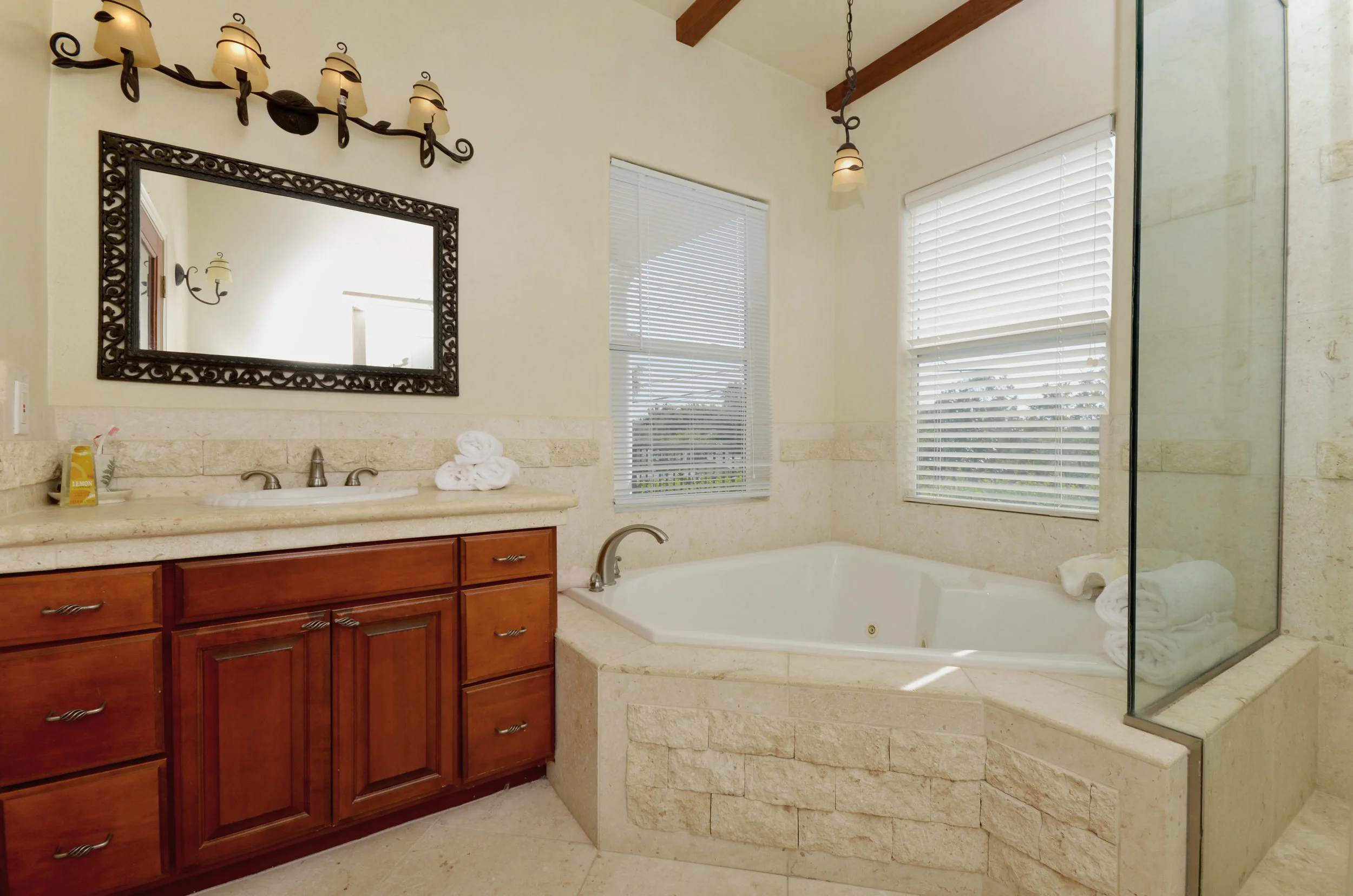 Bath_Master_1c_0177.jpg