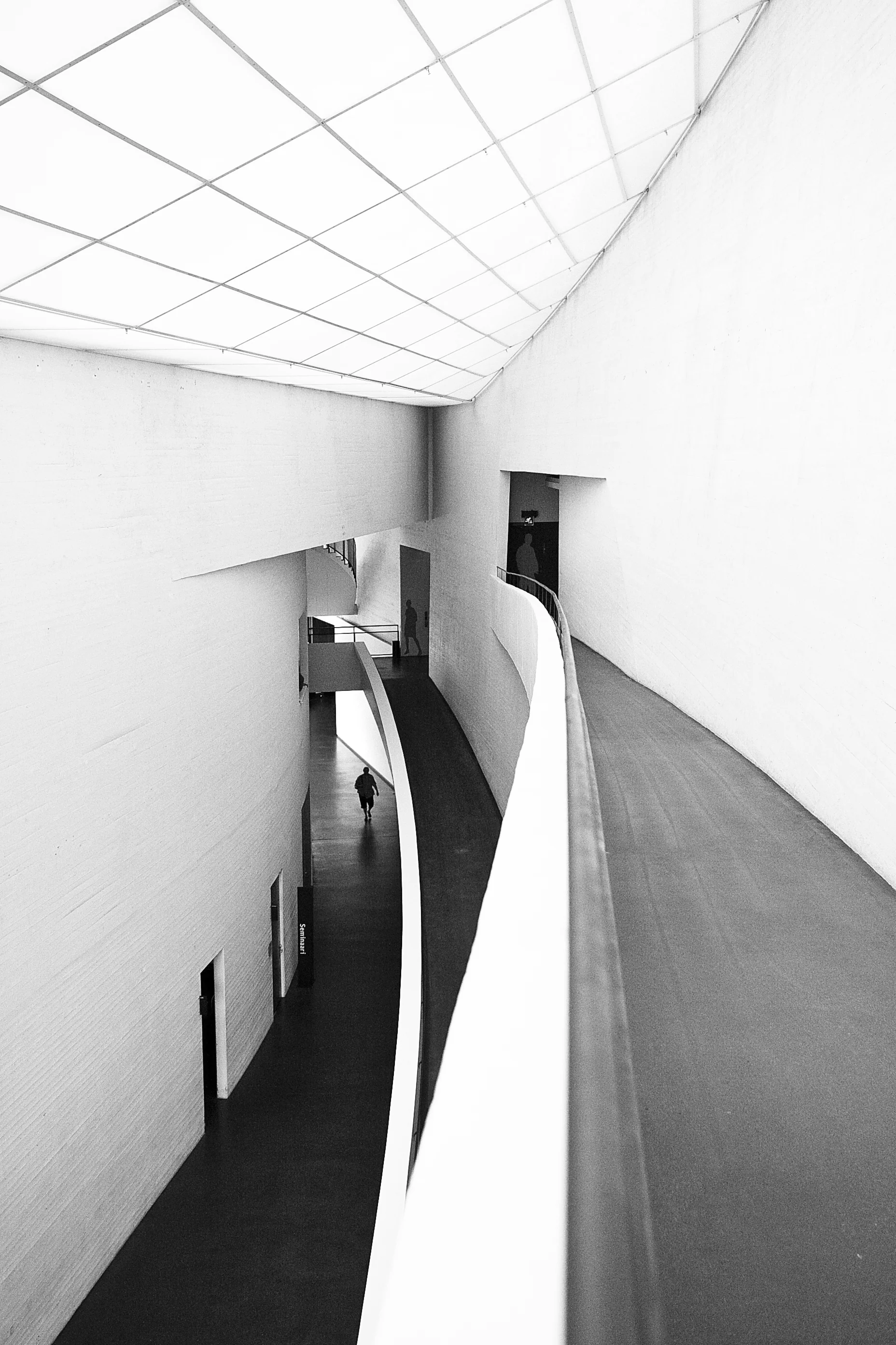 ArchitectureBW_CM006.jpg
