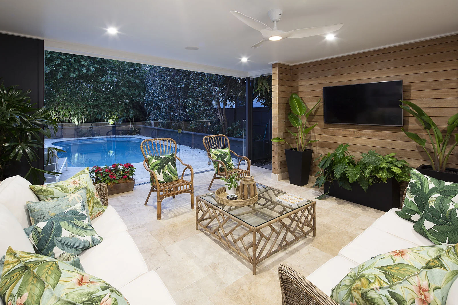 Ascot Property by Quality Home Renovations — CACO PHOTOGRAPHY